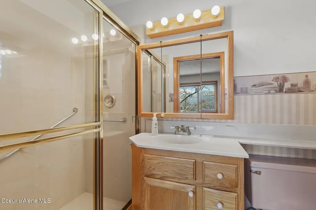 5977 E Mcmahon Road Hayden ID 83835