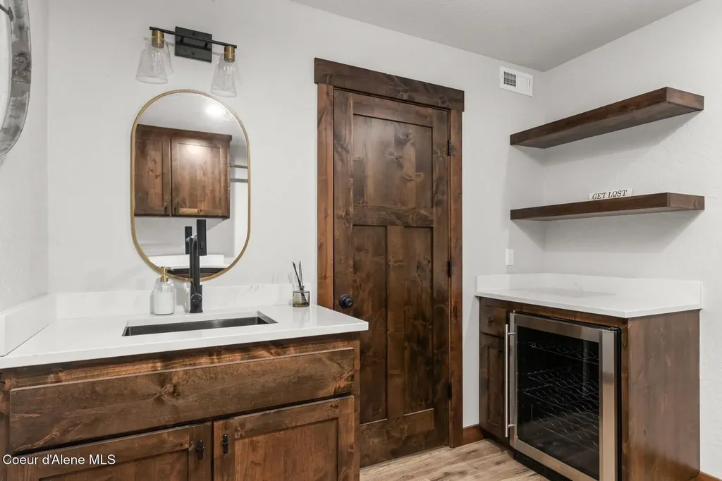 5240 Vay Road Priest River ID 83856