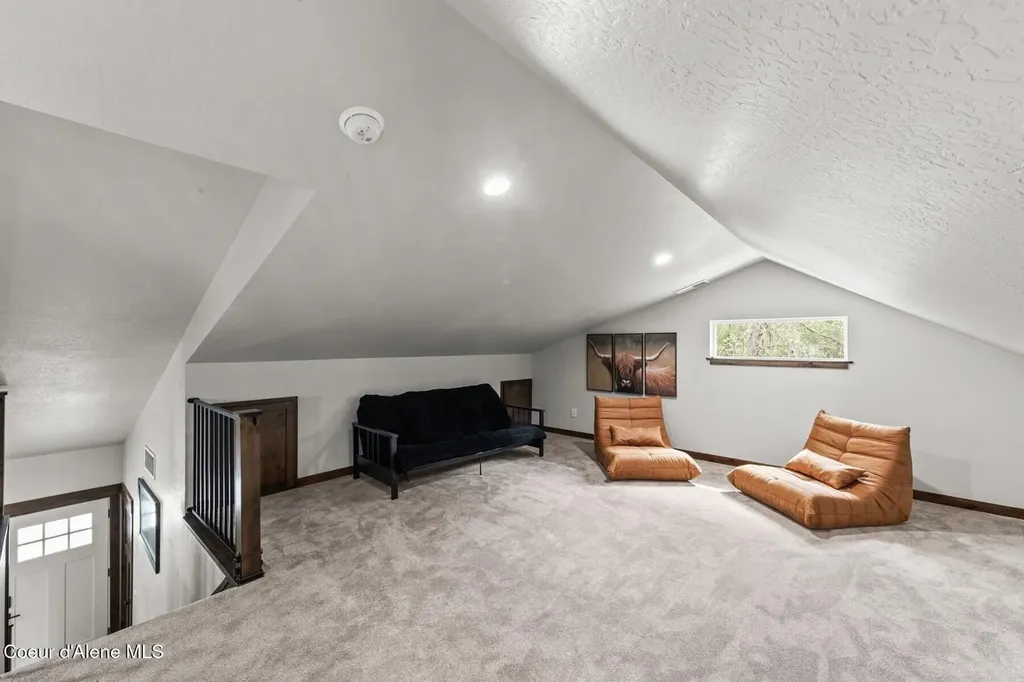 5240 Vay Road Priest River ID 83856