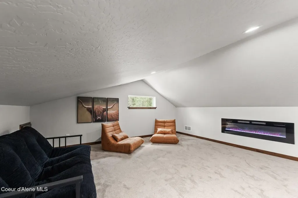 5240 Vay Road Priest River ID 83856