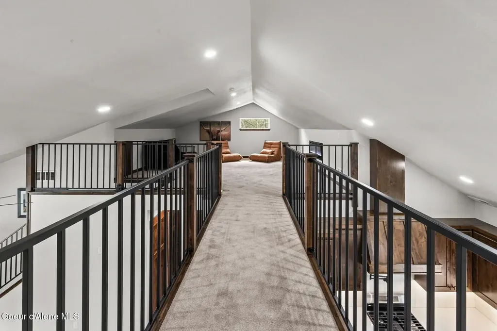 5240 Vay Road Priest River ID 83856