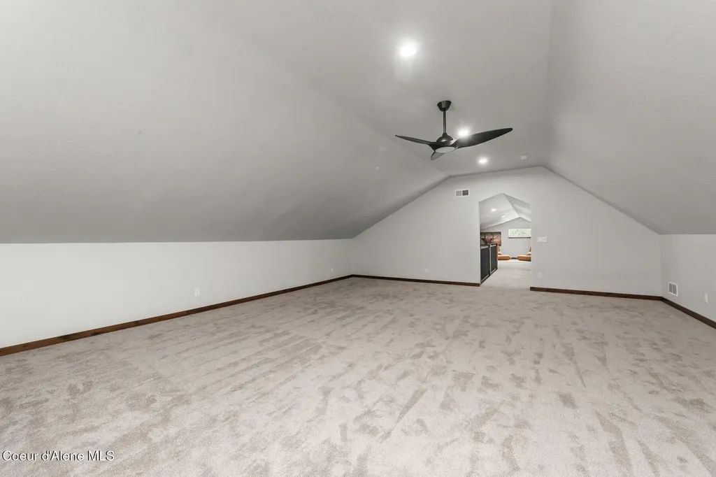 5240 Vay Road Priest River ID 83856