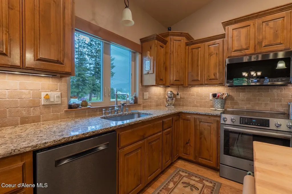 1573 E Chanticleer Court Hayden ID 83835