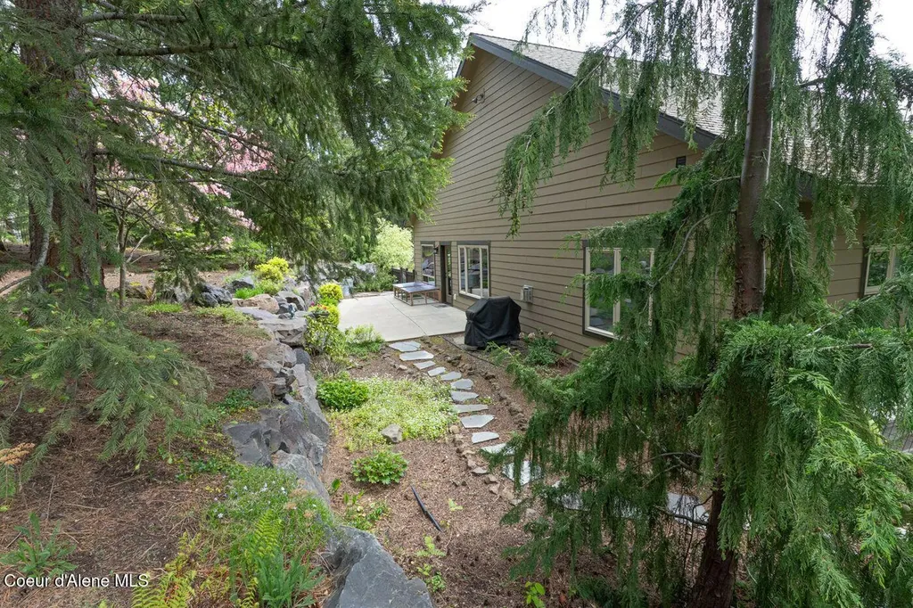 1573 E Chanticleer Court Hayden ID 83835