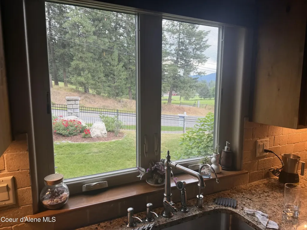 1573 E Chanticleer Court Hayden ID 83835