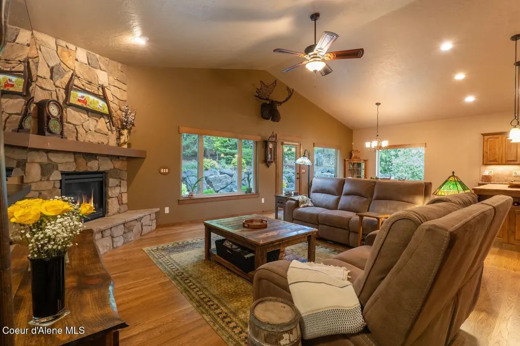 1573 E Chanticleer Court Hayden ID 83835
