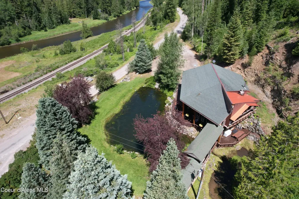 2673 Moyie River Road Bonners Ferry ID 83805