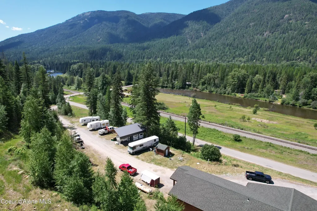 2673 Moyie River Road Bonners Ferry ID 83805