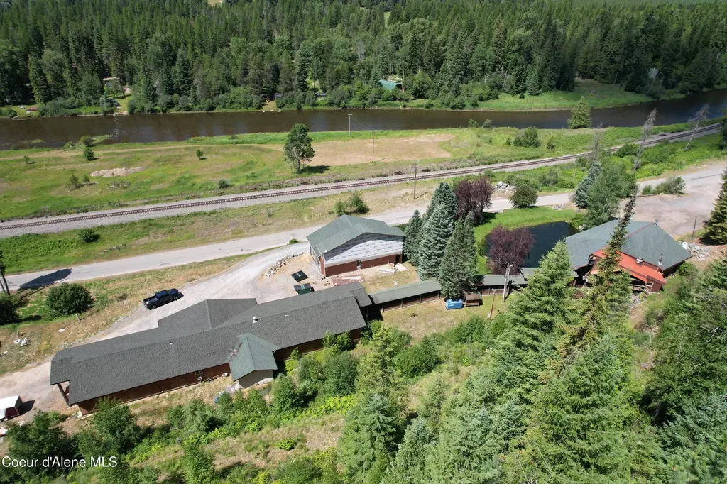 2673 Moyie River Road Bonners Ferry ID 83805