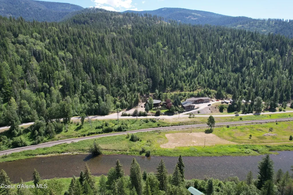 2673 Moyie River Road Bonners Ferry ID 83805