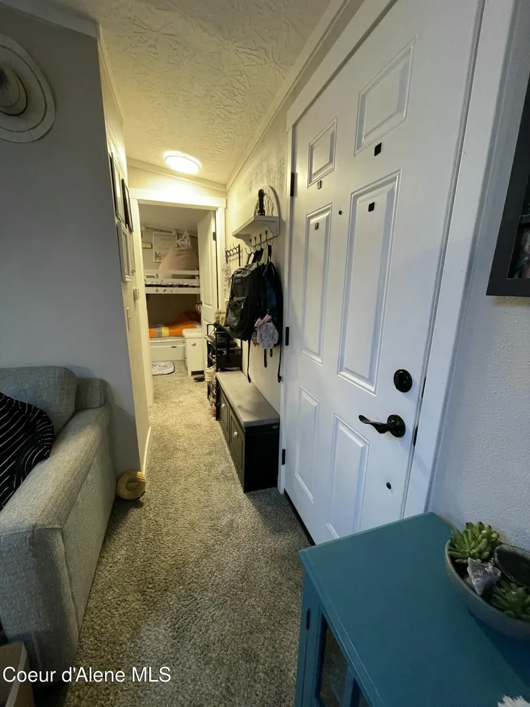 8582 W Park Loop Rathdrum ID 83858