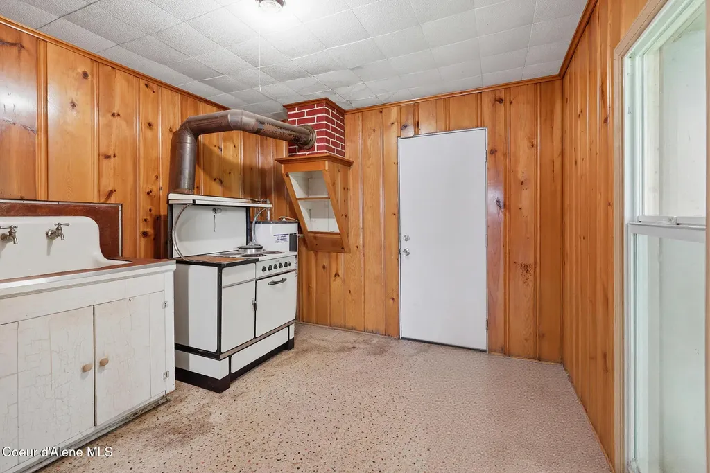 6000 E Id-5 Plummer ID 83851