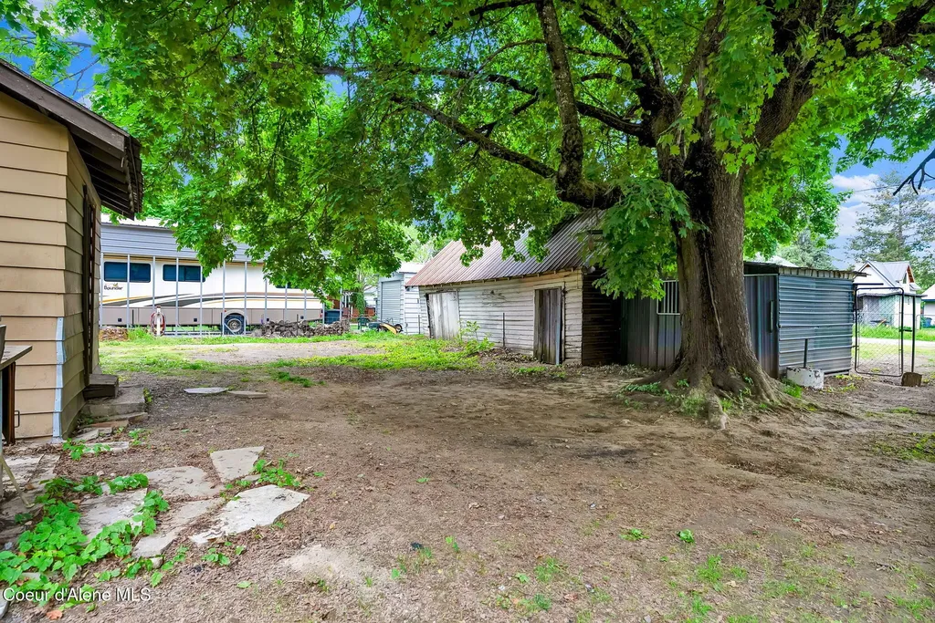 905 N Boyer Avenue Sandpoint ID 83864