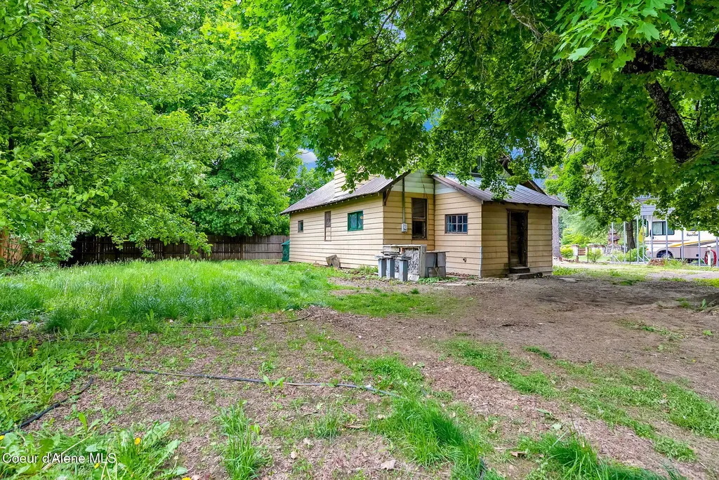 905 N Boyer Avenue Sandpoint ID 83864