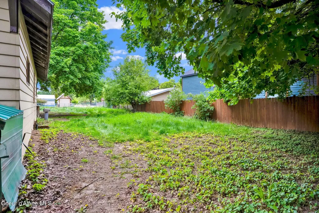 905 N Boyer Avenue Sandpoint ID 83864