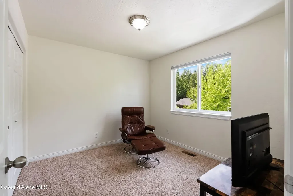 1304 Honeysuckle Avenue Sandpoint ID 83864