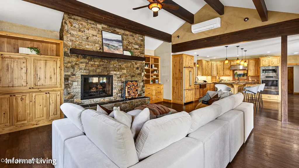 956 Carr Creek Road Sandpoint ID 83864