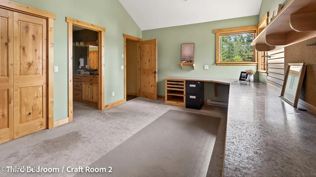 956 Carr Creek Road Sandpoint ID 83864
