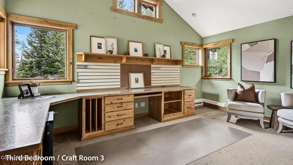 956 Carr Creek Road Sandpoint ID 83864