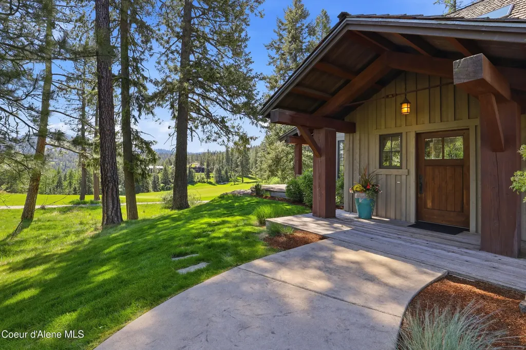 6492 S Old Barn Road Harrison ID 83833