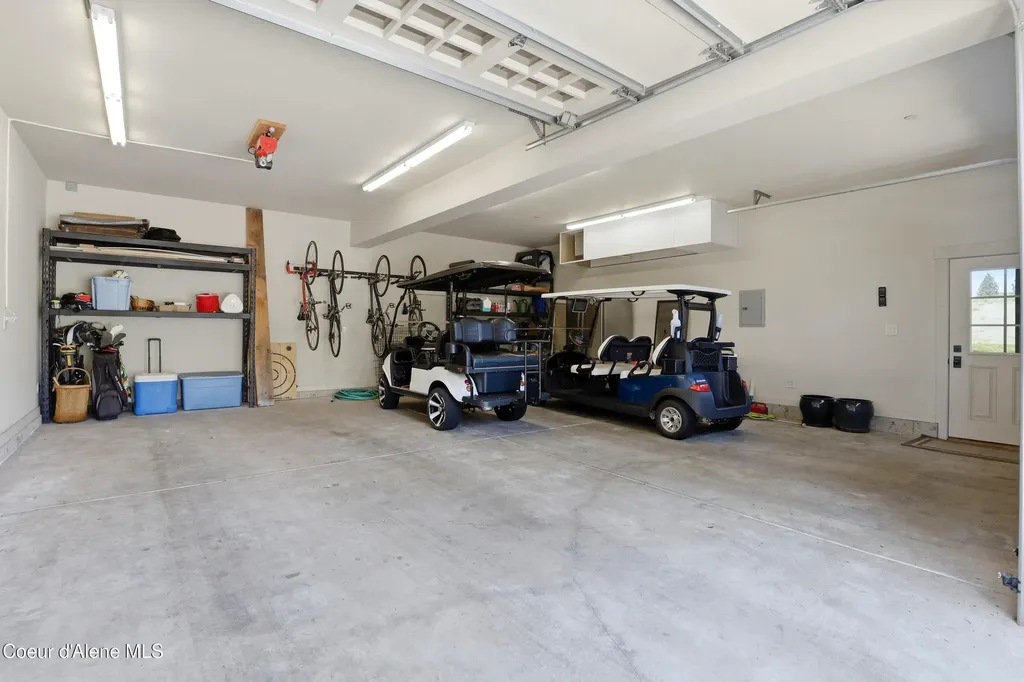 6492 S Old Barn Road Harrison ID 83833
