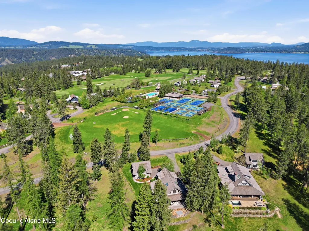 6492 S Old Barn Road Harrison ID 83833