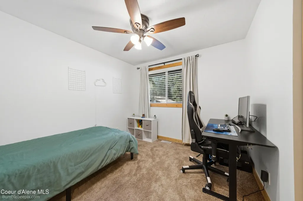 11982 N Emerald Drive Hayden ID 83835