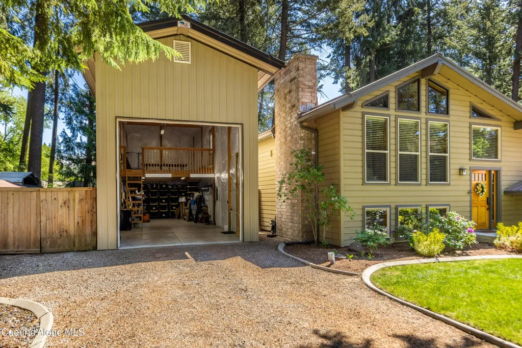11982 N Emerald Drive Hayden ID 83835