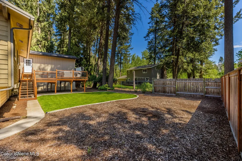 11982 N Emerald Drive Hayden ID 83835