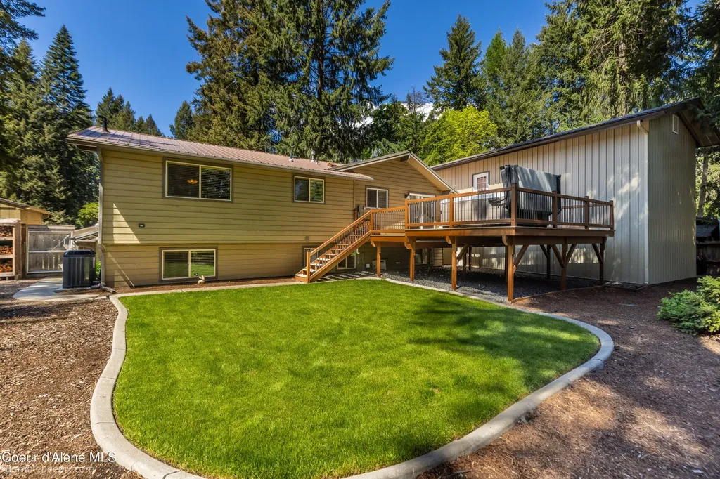 11982 N Emerald Drive Hayden ID 83835