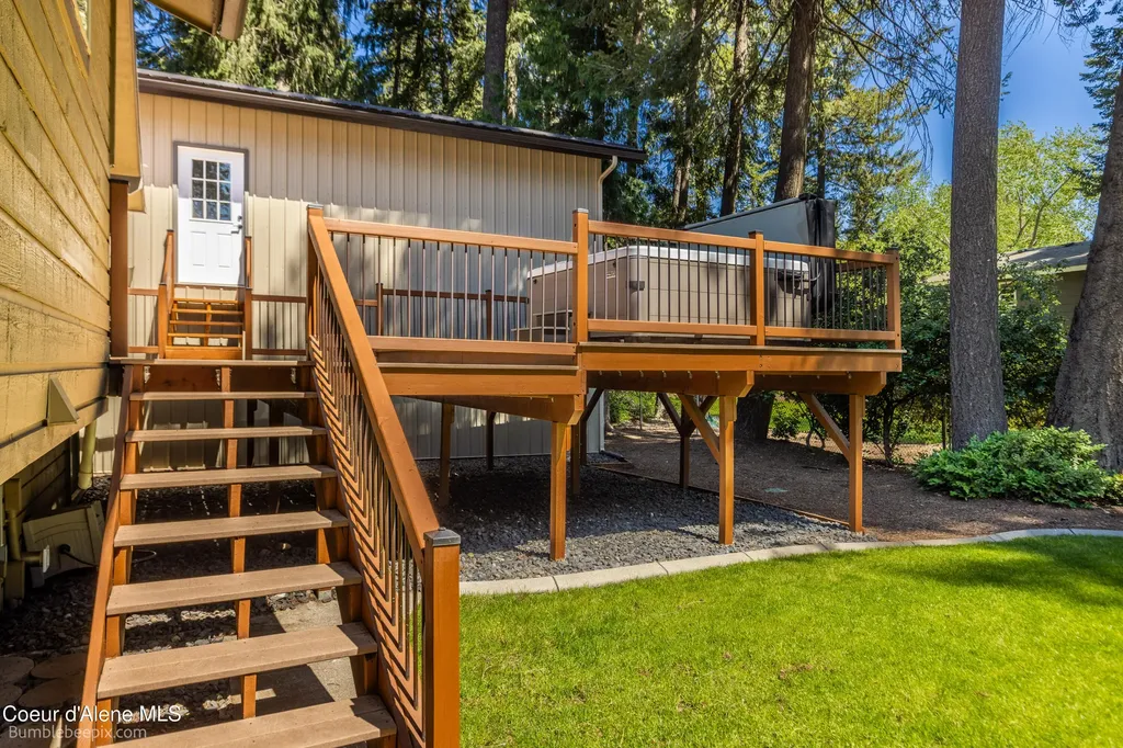 11982 N Emerald Drive Hayden ID 83835