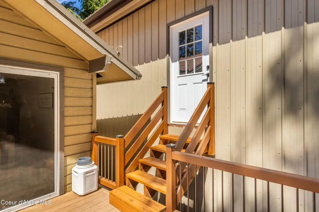 11982 N Emerald Drive Hayden ID 83835