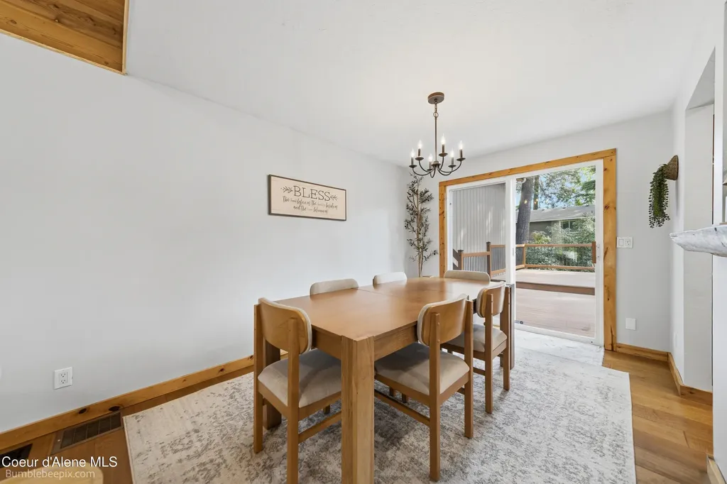 11982 N Emerald Drive Hayden ID 83835
