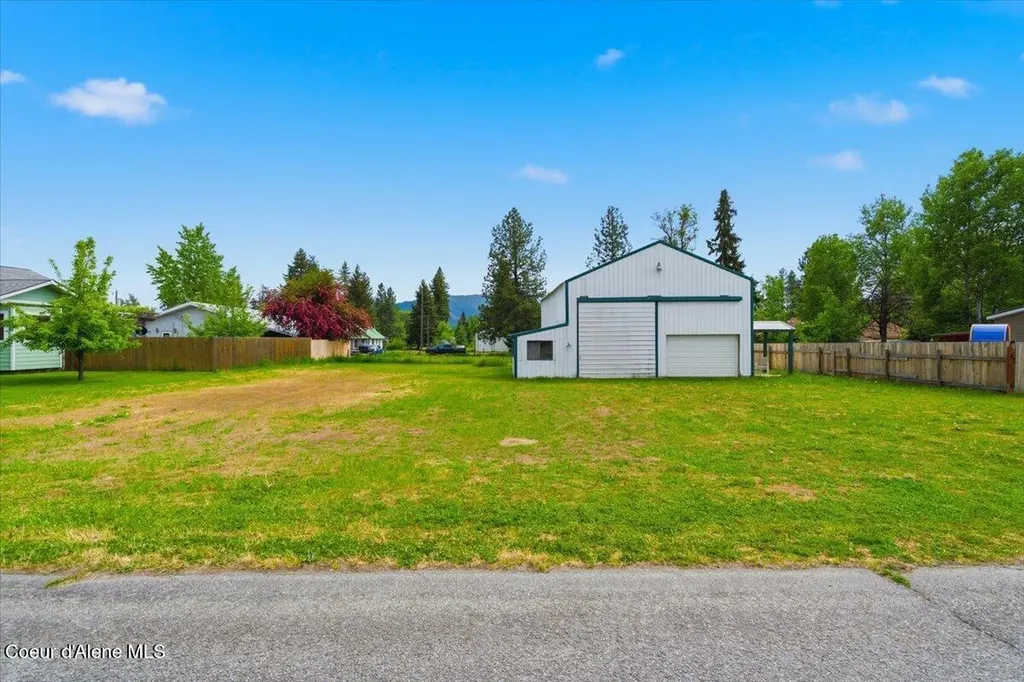348 Glidden Avenue Priest River ID 83856