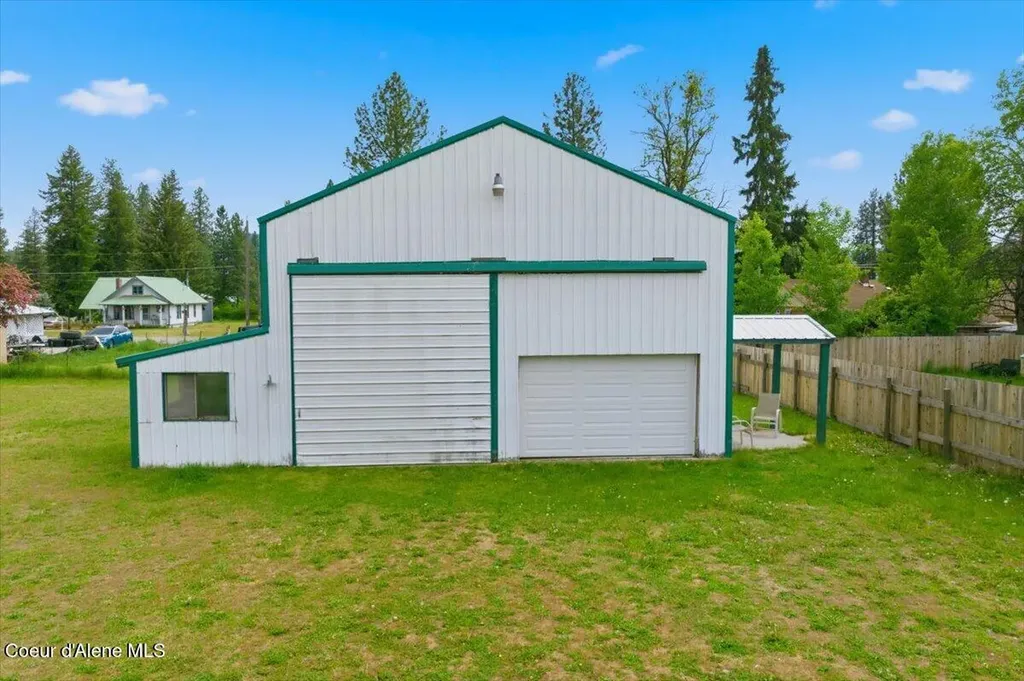 348 Glidden Avenue Priest River ID 83856