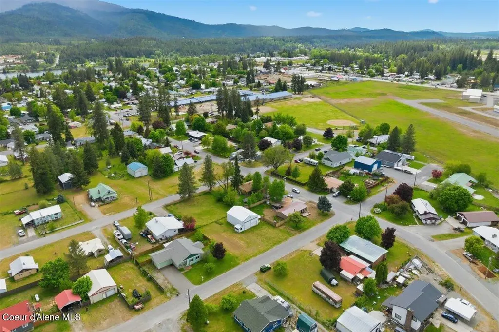 348 Glidden Avenue Priest River ID 83856