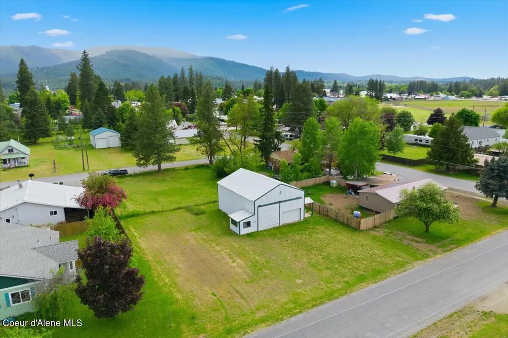 348 Glidden Avenue Priest River ID 83856