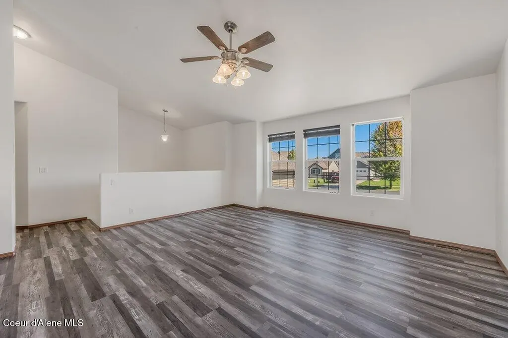 3141 E Thrush Drive Post Falls ID 83854