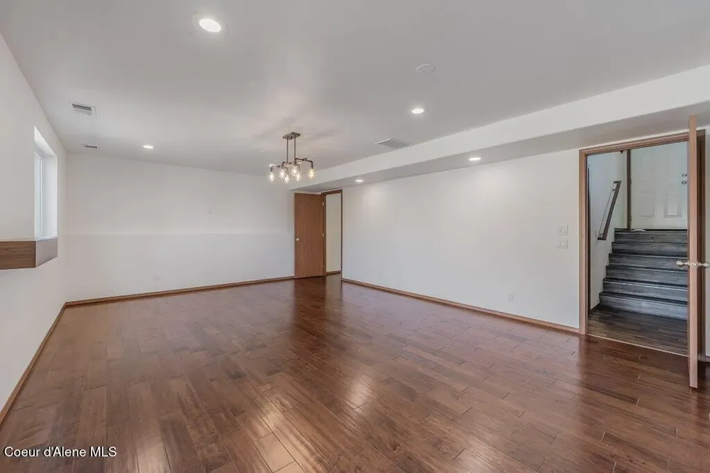 3141 E Thrush Drive Post Falls ID 83854