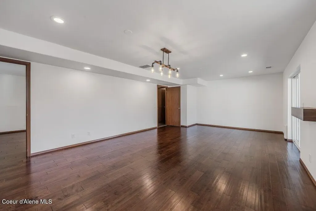 3141 E Thrush Drive Post Falls ID 83854