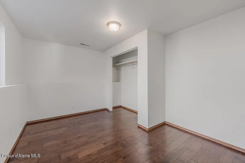 3141 E Thrush Drive Post Falls ID 83854