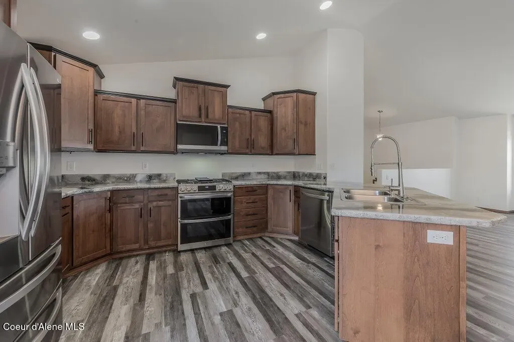3141 E Thrush Drive Post Falls ID 83854