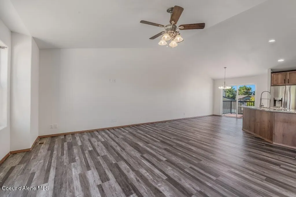 3141 E Thrush Drive Post Falls ID 83854