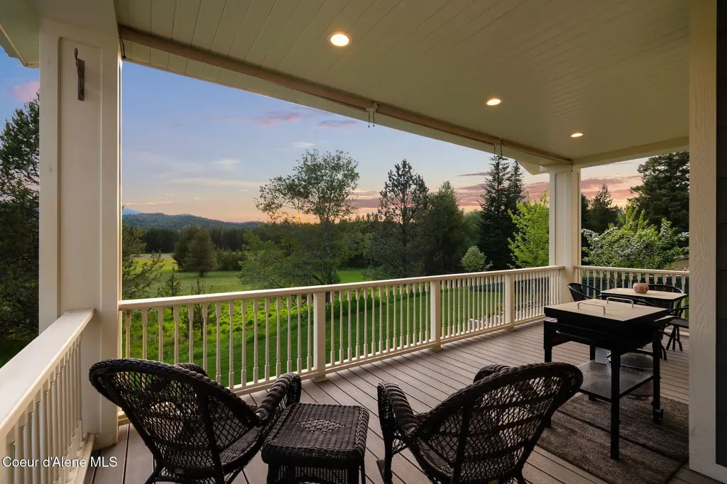90 Bonnie Lane Sagle ID 83860