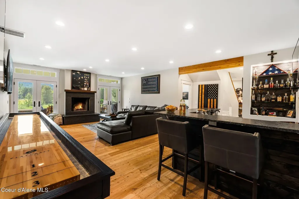 90 Bonnie Lane Sagle ID 83860