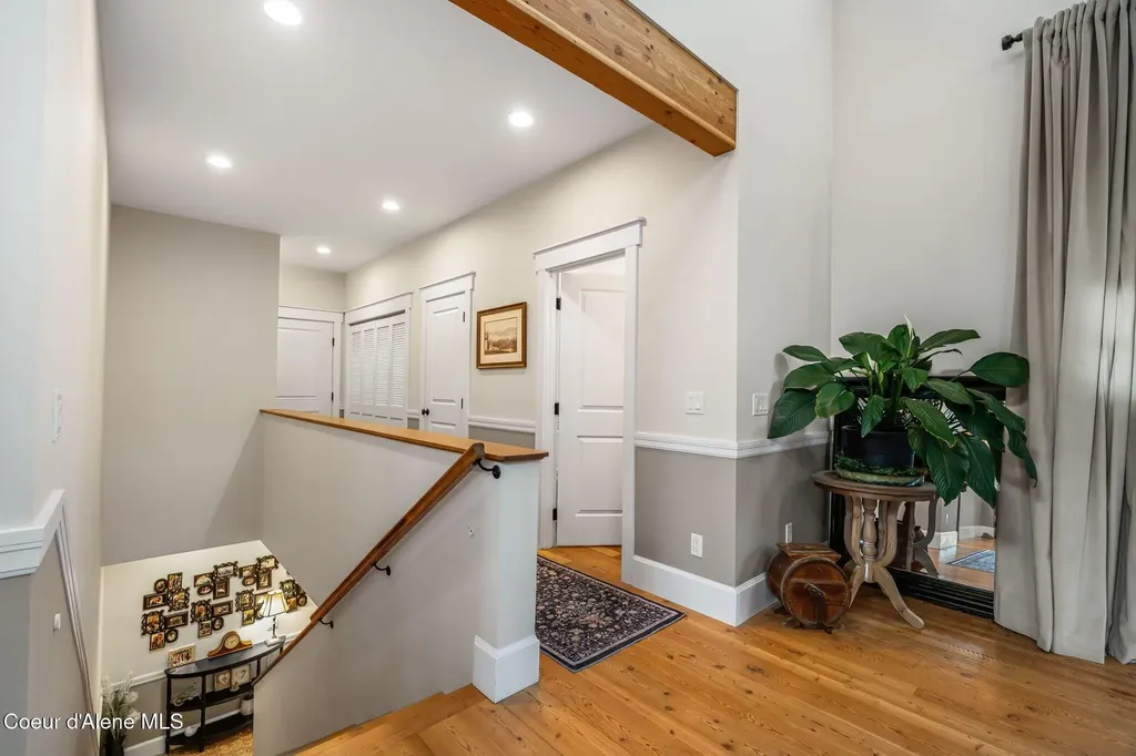 90 Bonnie Lane Sagle ID 83860
