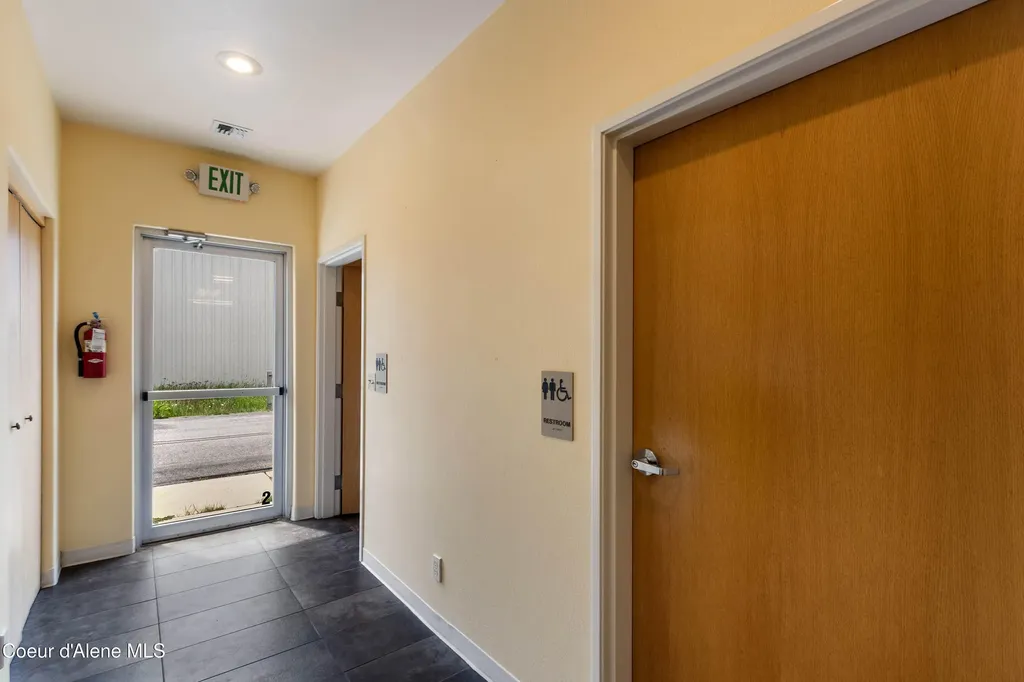 137 Mcghee Road Kootenai ID 83840