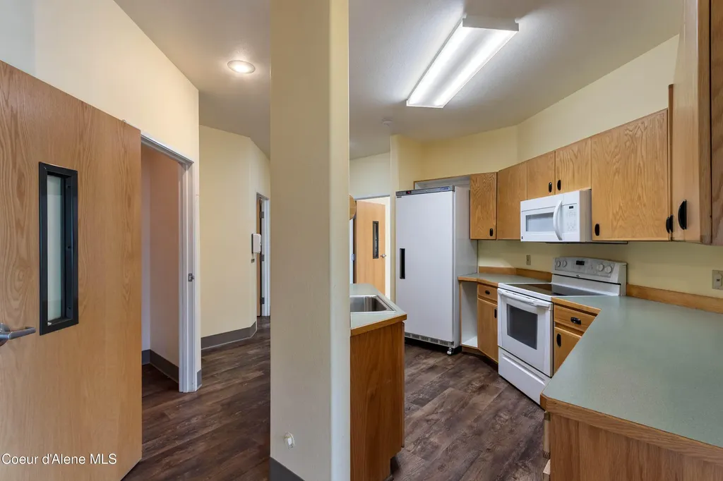 137 Mcghee Road Kootenai ID 83840