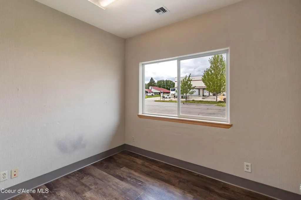 137 Mcghee Road Kootenai ID 83840