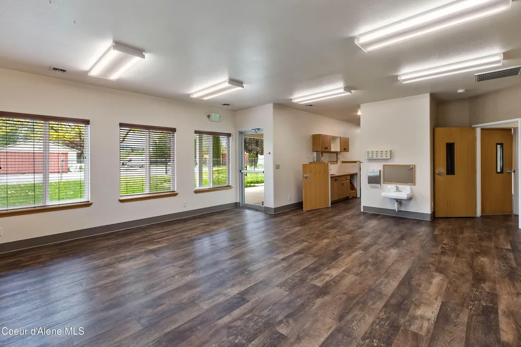 137 Mcghee Road Kootenai ID 83840